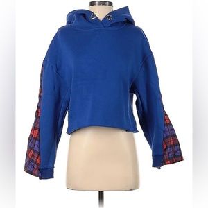 𝅺BSBW blue mixed media cropped sweatshirt Medium